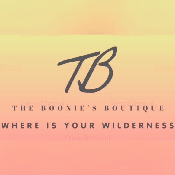 Meet your Posher, Tori - Picture 1 of 4